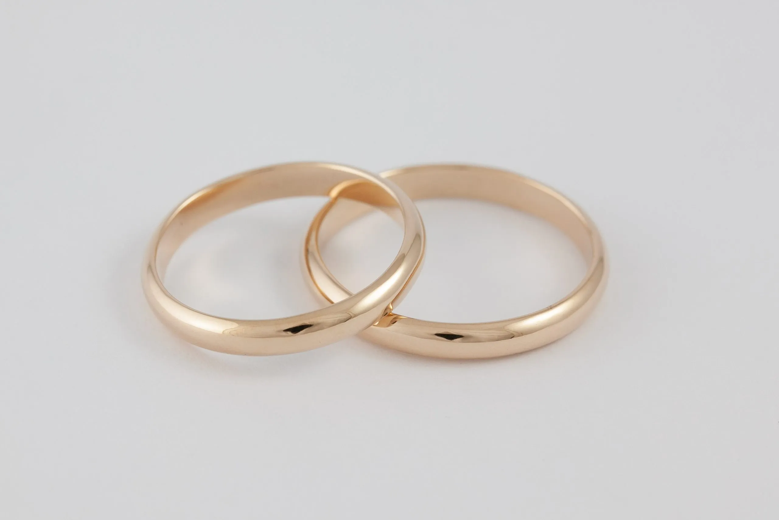 Fedi nuziali classiche sottili artigianali in oro 18kt, Monica Candido Gioielli Milano - 1