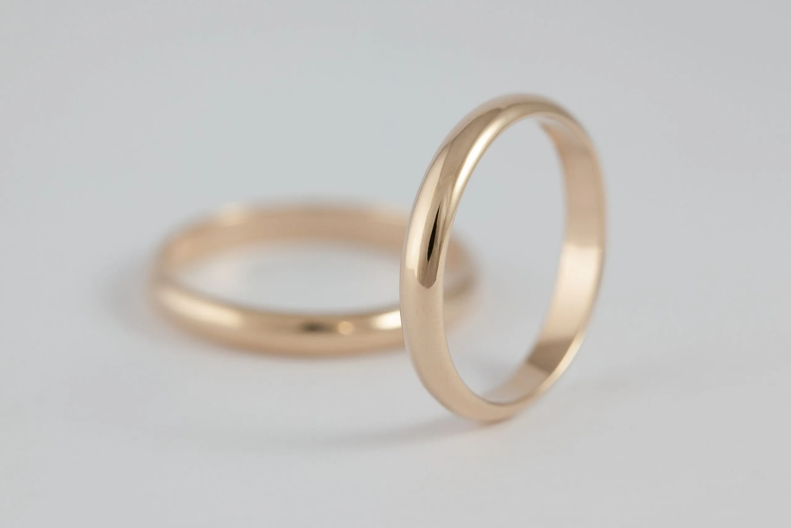 Fedi nuziali classiche sottili artigianali in oro 18kt, Monica Candido Gioielli Milano - 2