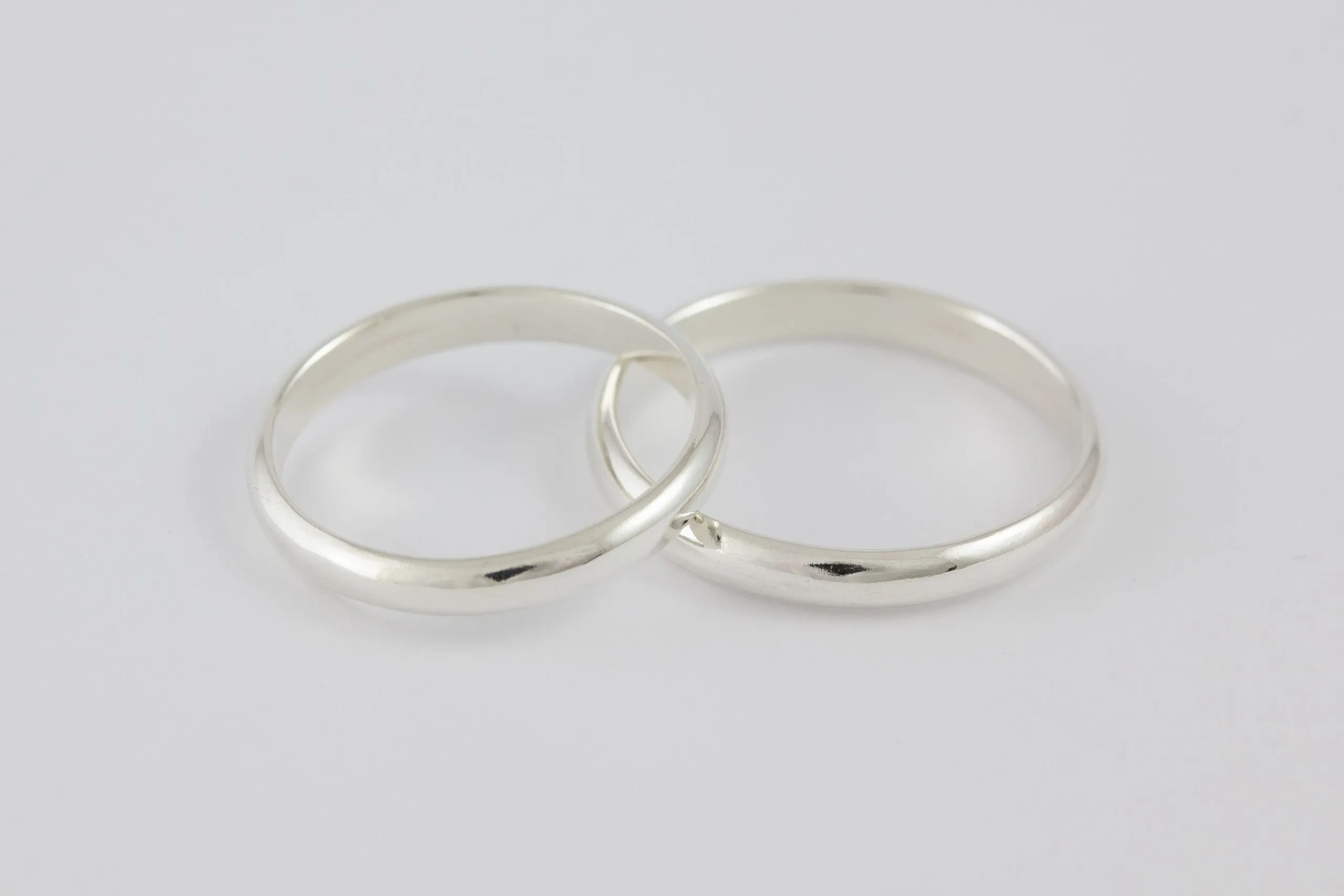 Fedi nuziali classiche sottili artigianali in oro 18kt, Monica Candido Gioielli Milano - 7